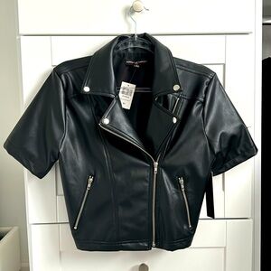 NWT 💝 Faux leather jacket M